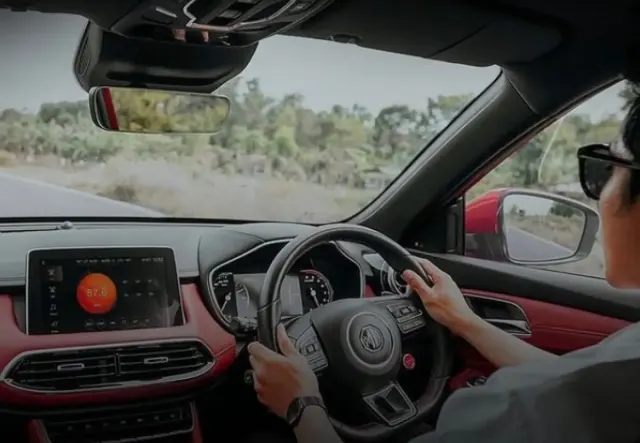 Buat Pilot Roda 4, Ini Cara Mengemudi Mobil yang Enak Agar Penumpang Gak Pusing, Mual dan Muntah