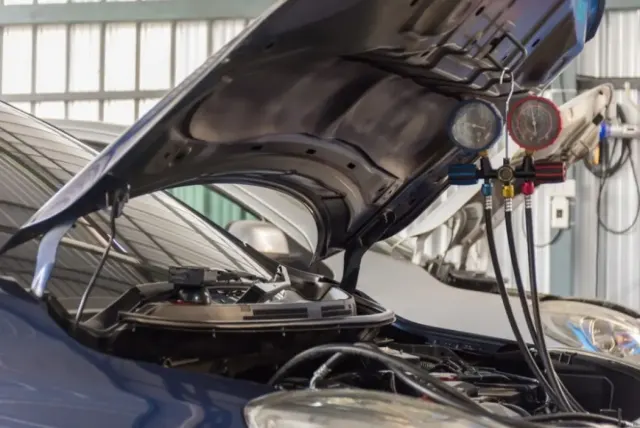 Isi Freon AC Mobil Ternyata Bisa Dilakukan Sendiri Bosku!