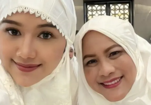 Lebaran Pertama Erina Gudono Jadi Keluarga RI 1, Dipuji Mirip Ibu Negara Iriana Jokowi