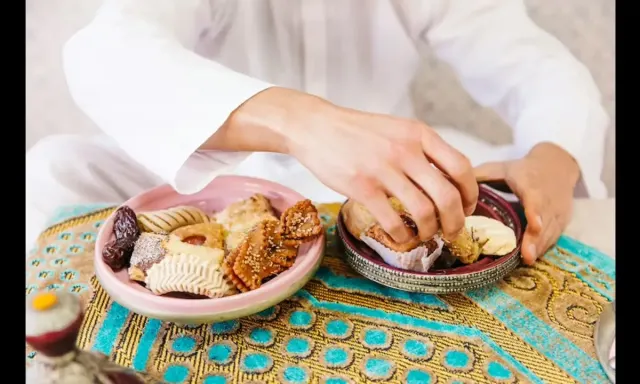 6 Tips Menjaga Berat Badan Tetap Ideal Selama Lebaran 2023