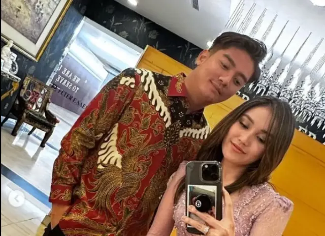 Ayu Ting Ting Akui Telfonan dan Video Call dengan Boy William Tiap Hari