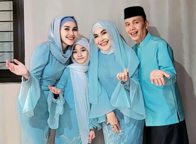 Gak Ambil Job Lebaran, Ayu Ting Ting Sekeluarga Mudik ke Korea