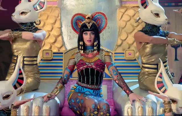 Lirik Lagu Dark Horse Milik Katty Perry ini Punya Makna Bagus Lho!