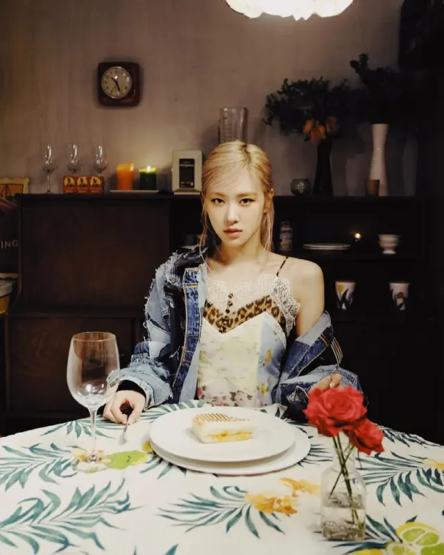 Lirik Lagu On The Ground Rose BLACKPINK, Relate untuk Para Workaholic