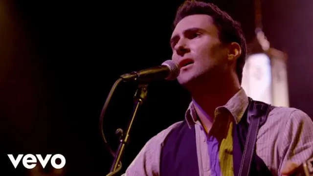 Lirik Lagu Lost Star Versi Adam Levine Ajarkan Kita Berbagai Hal Yang Menakjubkan