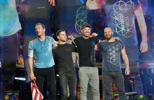 Lirik Lagu Fix You " Coldplay" , Diciptakan Chris Martin Untuk Gwyneth Paltrow