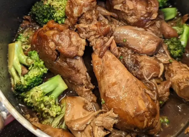 Resep Ayam Kecap Sederhana, Gampang Dibuat Dijamin Rasanya Mantul Banget!