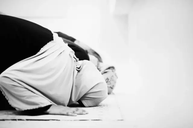 3 Waktu Sholat Tahajud yang Terbaik untuk Mempercepat Terkabulnya Doa