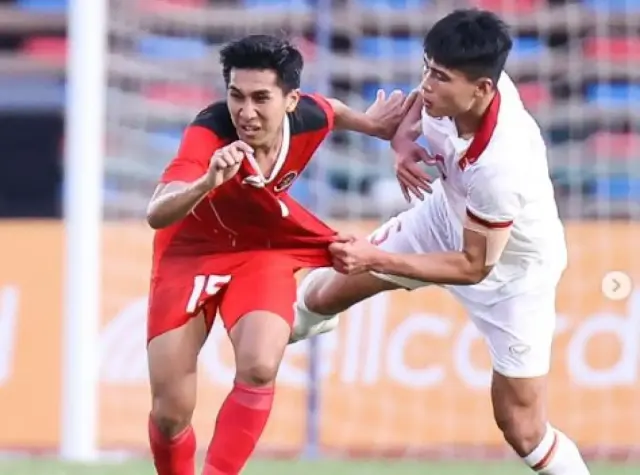 Viral Bek Timnas Thailand Buang Mendali Perak SEA Games 2023, Ralat Bakal Pensiun dari Timnas Thailand