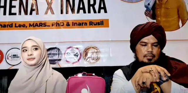 Meski Sempat Sedih, Inara Rusli Mantapkan hati Lepas Cadar Setelah Diminta Oleh Virgoun