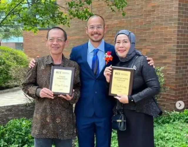 Kisah Dewi Yull Diremehkan karena Anaknya Difabel, Kini Lulus S2 dari Amerika Serikat