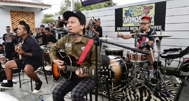Lirik Lagu Sampai Jumpa Oleh Endank Soekamti yang Punya Makna Akan Perpisahan