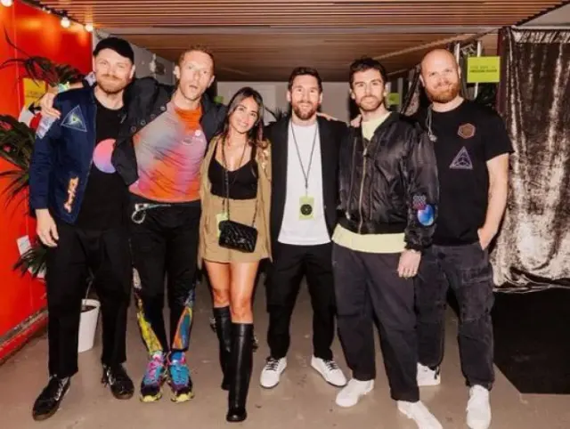 Coldplay dan Messi Foto Bersama, Netizen: Penghancur Tabungan Rakyat Indonesia