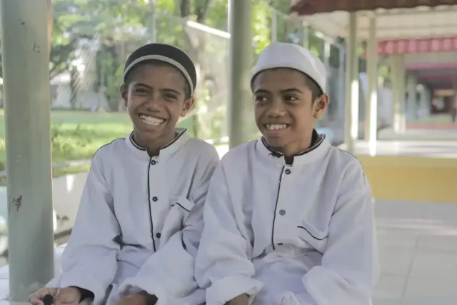 3 Hadits tentang Keutamaan Senyum, Benarkah Bernilai Ibadah?