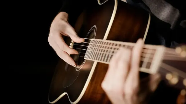 Lirik Lagu Batak Sopanagaman beserta Terjemahannya yang Bikin Galau Bareng-bareng!