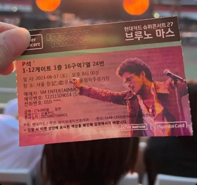 Potret Idol Korea yang Nonton Konser Bruno Mars Hari Pertama