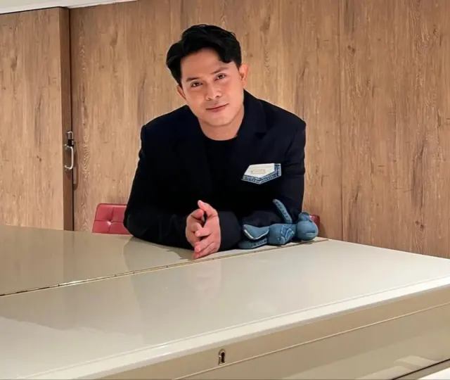 Biodata Cakra Khan, Perjalanan Karier dan Berbagai Penghargaan yang Didapatkannya di Dunia Musik