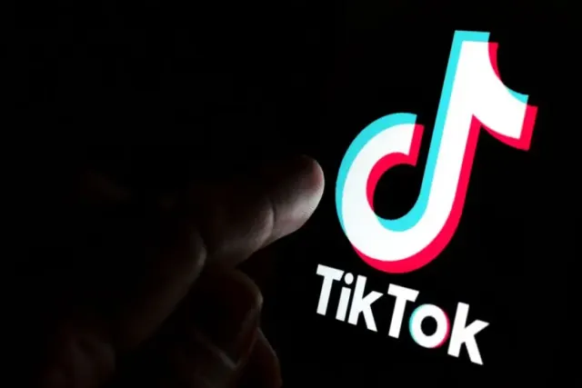 Lirik Lagu Yu Brik May Hat Brik My Hat yang Sedang Viral di Platform TikTok