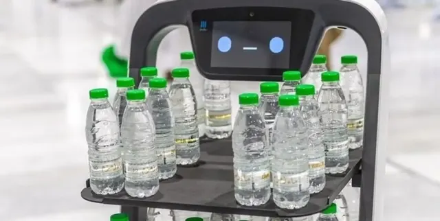 Air Zamzam Disaring dengan Sinar UV dan Didistribusikan dengan Robot