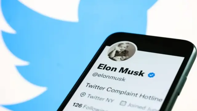Elon Musk Perluas Batas Karakter Tweet Menjadi 25.000 untuk Pengguna Twitter Blue