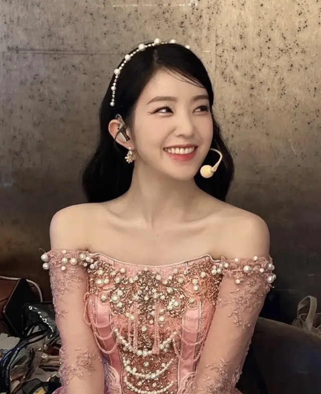Profil Irene Red Velvet yang Masih Cantik Di Usia 30-an