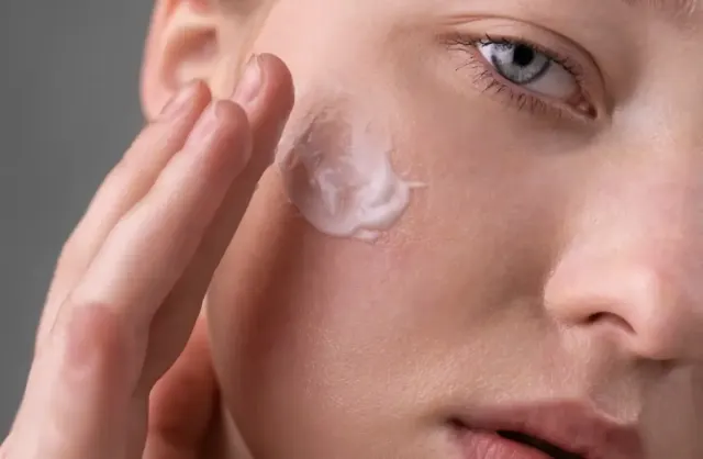 Rekomendasi 10 Moisturizer untuk Melembapkan, Kulit Wajah Auto Makin Glowing