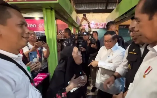 Bu Eha 93 Tahun Masih Berjualan di Pasar Cihapit Bandung, Jokowi Tanya Resep Rahasia Panjang Umur
