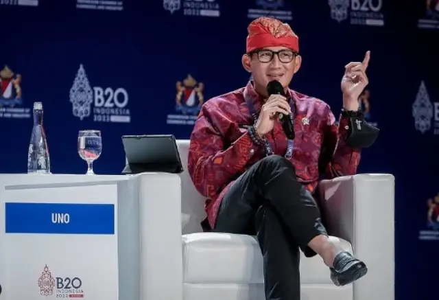 7 Prestasi Sandiaga Uno, Raih Rekor MURI hingga Dinobatkan Sebagai Halal Travel Personality of The Year