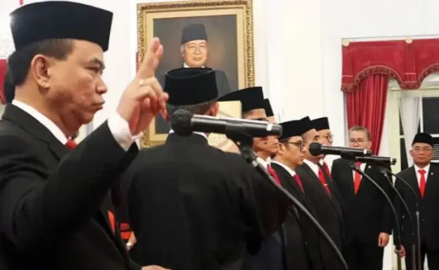 Reshuffle Kabinet, Jokowi Dinilai Balas Budi ke Relawan dan Cegah Kecemburuan Partai Koalisi Pemerintah