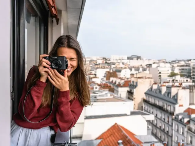Apa Itu Candid? Ini Pengertian dan Tips Memotretnya untuk Fotografer Pemula