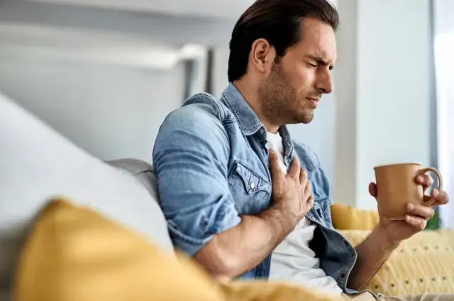 Apa Itu Angin Duduk? Ketahui Penyebab, Gejala, Diagnosis, Pengobatannya