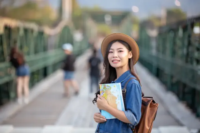 Jomblo Tertarik Solo Traveling? Liat Hasil Survei dan Tips Berikut Ini