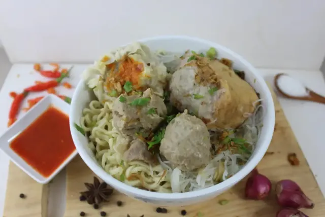 Bahan Bakso Sapi dan 3 Resep Bakso Sapi yang Bisa Dibuat untuk Santapan Keluarga, Nikmat Banget!