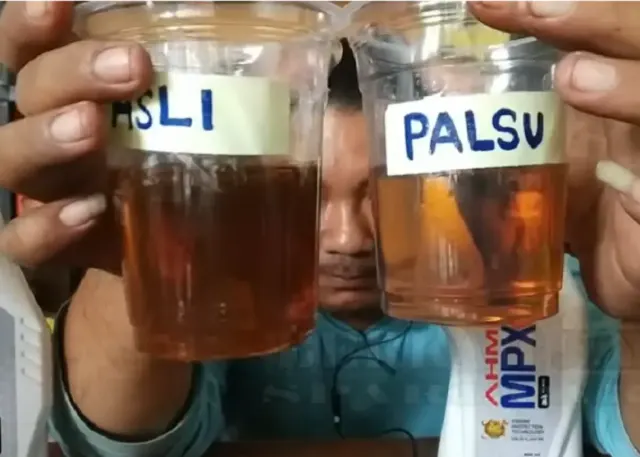 Cara Mudah Membedakan Oli Palsu dengan Oli Asli