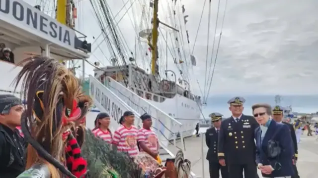 KRI Bima Suci Banggakan Indonesia, Bawa Reog dan Raih Penghargaan Kapal Latih Terbaik di Skotlandia