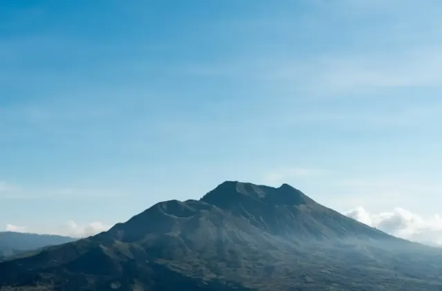 Misteri Gunung Tunggorono Jombang Jawa Timur, Dirumorkan Simpan Harta Karun