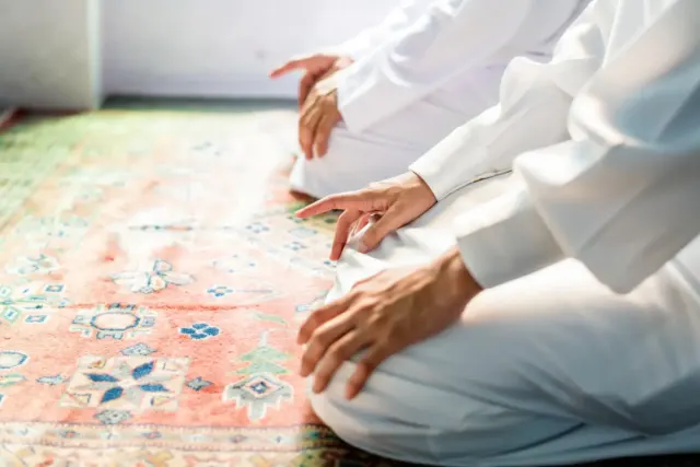 Doa di Antara Dua Sujud Sesuai Sunnah, Mempunyai Makna Mendalam