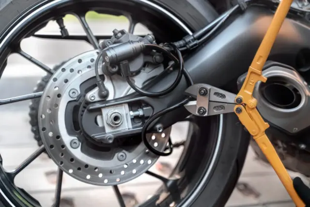 Jenis Kampas Rem, Cara Mengecek dan Ciri Kampas Rem Motor Perlu Diganti