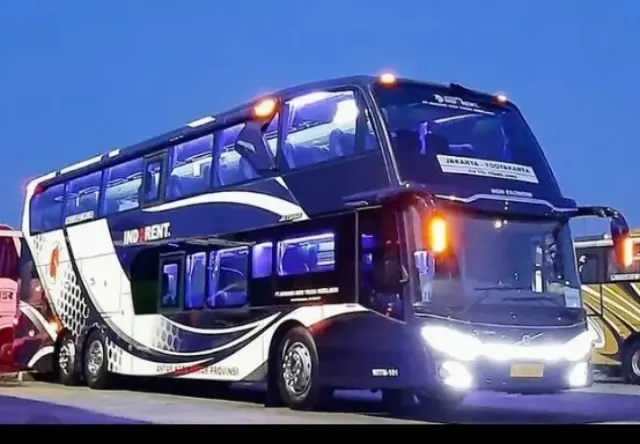 Harga Tiket Bus Indorent Jakarta-Solo, Double Decker First Classnya Mantap
