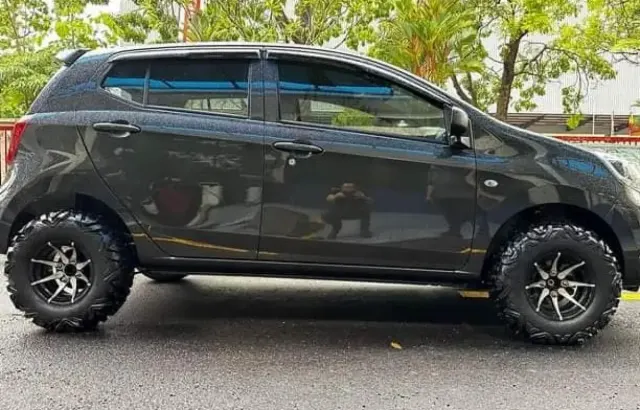 5 Potret Modifikasi Mobil LCGC jadi Mirip ATV, Gak Nyangka