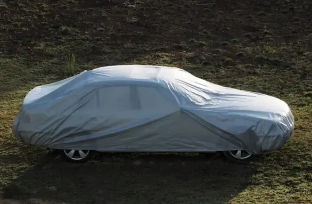 Bahan Cover Mobil yang Aman dan Berumur Panjang, Ketahui Jenisnya Sebelum Membeli untuk Musim Hujan