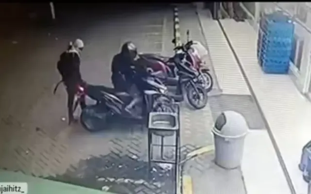 Benarkah Kunci Stang ke Kanan Bisa Cegah Pencurian Motor?
