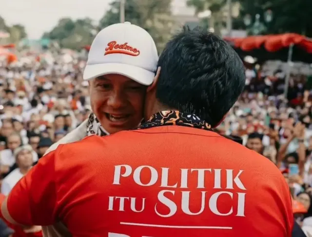 Kronologi Ganjar Pranowo Hapus Potret Pelukan Mesra dengan Maruarar Sirait dari Instagramnya, Ada yang Nggak Suka?