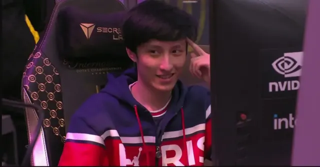 Pemain Dota 2, Ame Klarifikasi Bahwa Laporan "Berpura-pura Menjadi Pemain Pro" Bukan ditujukan untuk Yamsun
