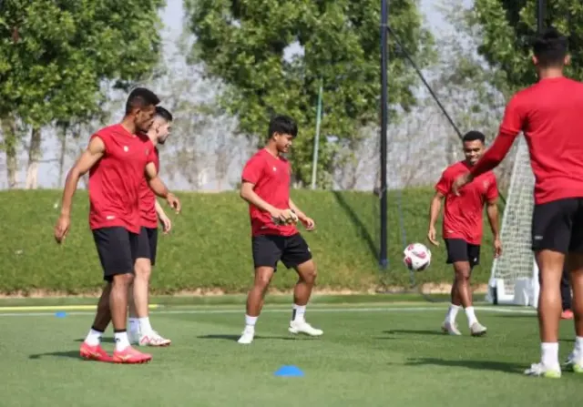 Hokky Caraka Optimistis Timnas Indonesia Lolos ke 16 Besar Piala Asia 2023