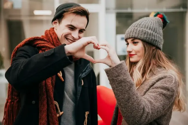 25 Gombalan Romantis Lucu yang Bisa Bikin Tawa dan Tersipu Malu Gadis Trenggalek, Yakin Nggak Mau ?