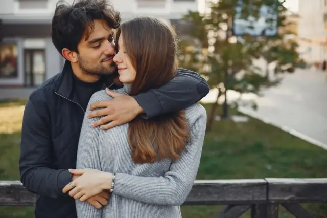 Serius Nggak Percaya? 20 Gombalan Romantis Lucu Berikut Ini Sudah terbukti Sukses Bikin Jatuh Cinta Gadis Probolinggo