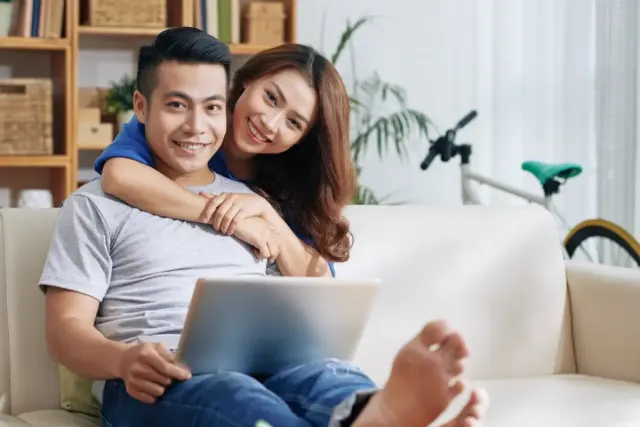 15 Gombalan Romantis Lucu ini Bisa Bawa Pasangan Kamu Melayang Ke Langit Ketujuh, Hati Terasa Senang dan Penuh Cinta!