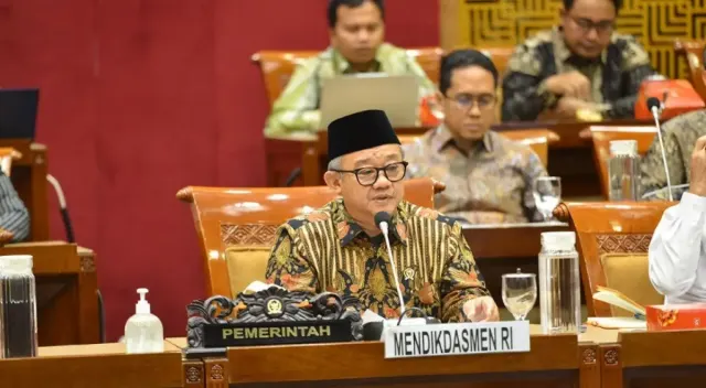 Mendikdasmen Imbau Guru Berhati-hati Bikin Konten di Media Sosial