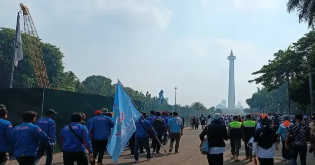 Komisi VIII DPR: May Day Harus Jadi Momentum Wujudkan Hak Buruh, Bukan Sekadar Seremoni